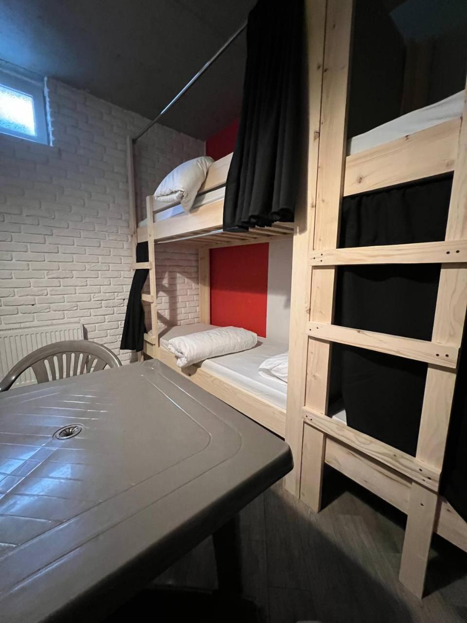 Moonlight Hostel Lviv Eksteriør billede